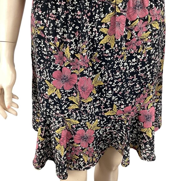 Asher Sleeveless Floral Print Dress Medium Stretch Waist Keyhole Ruffle - Picture 8 of 8